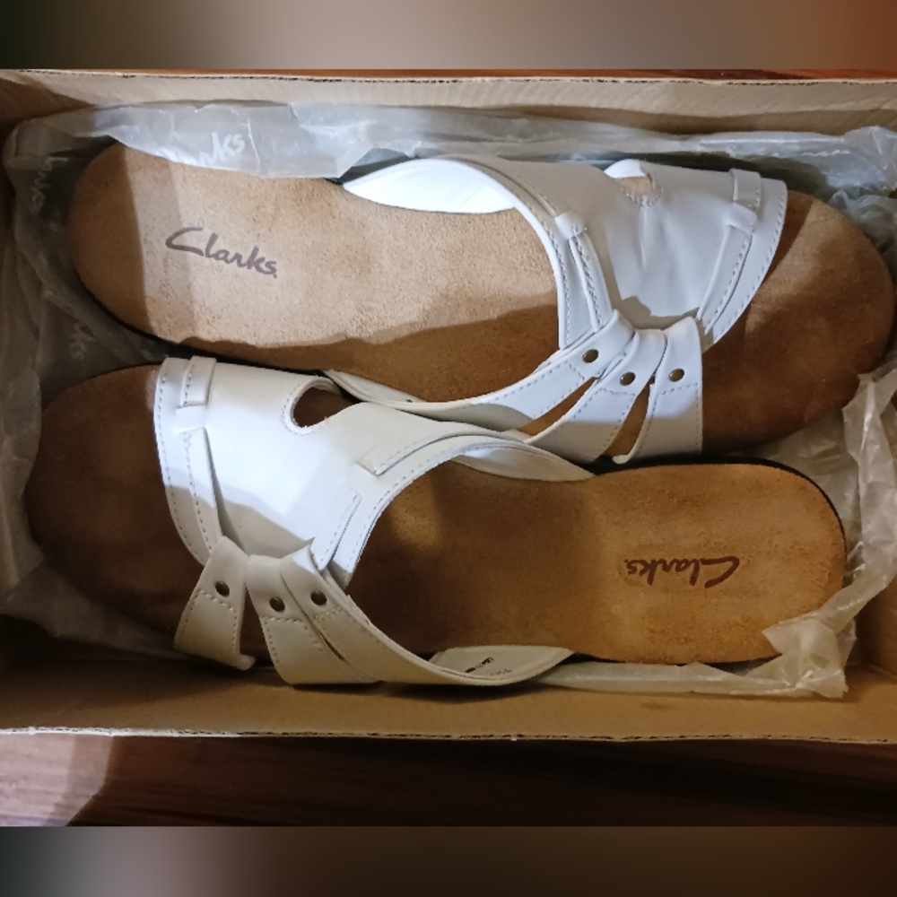 Clarks White Women's Sandals